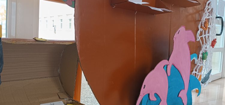 Expositor del IES Matarraña